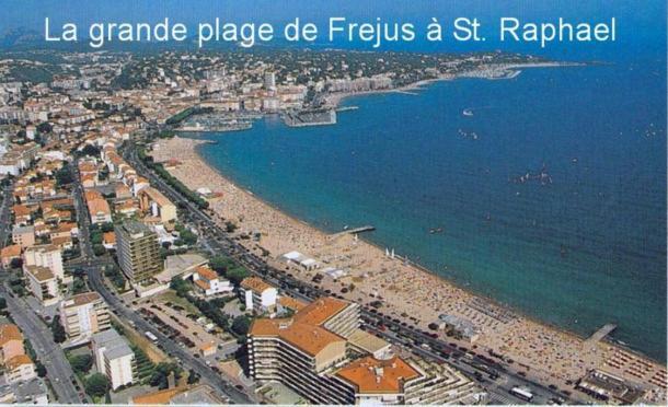 Appartement Climatise A 800M De La Plage Fréjus Exterior photo
